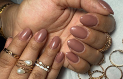 Desde $15: Rubber Gel, Pedicure y Extensiones