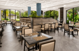 Paga $13: Desayuno Buffet Típico