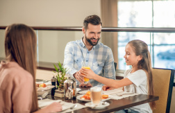 Desde $17: Desayuno Buffet