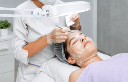 Desde $29: Facial Profundo Antiacné