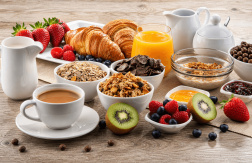 Desde $12: Desayuno Buffet “Late Breakfast”