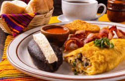 Paga $20: Desayunos Dominicales