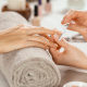 Paga $15: Manicura con Rubber Gel thumbnail 2
