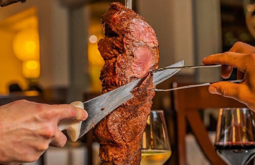 Paga $20: Rodizio Brasileño
