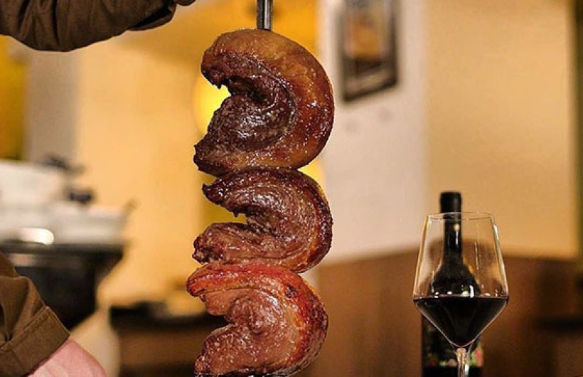 Paga $20: Rodizio Brasileño