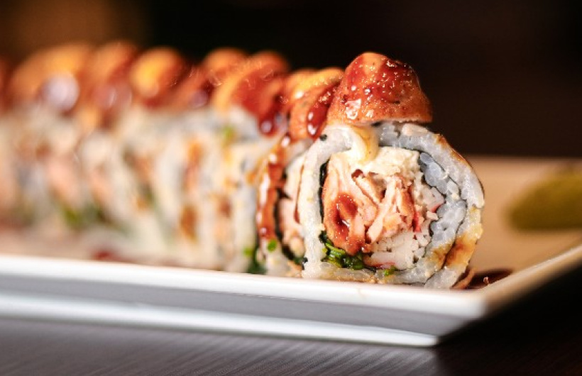 Paga $17.99: Rollos de Sushi