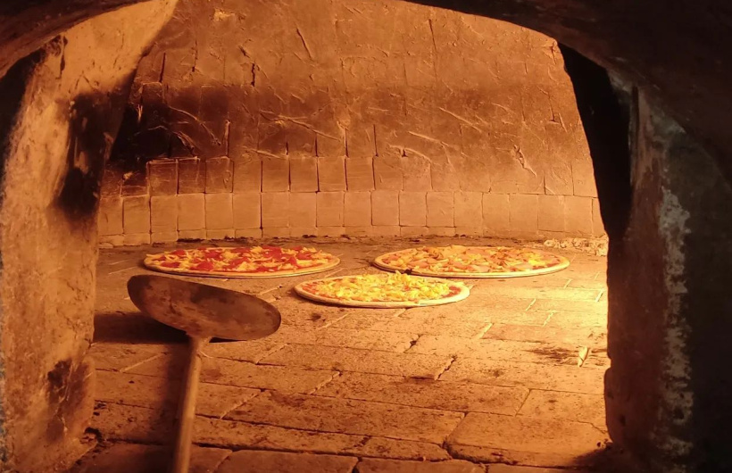 Paga $10: Pizzas Medianas