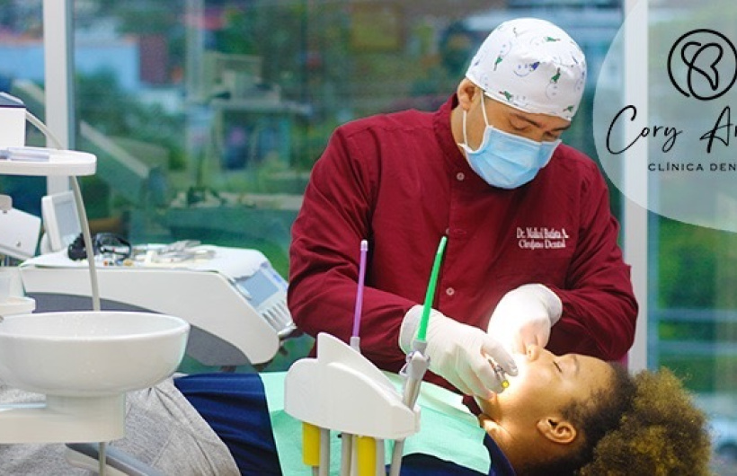Desde $24.99: Servicios Dentales