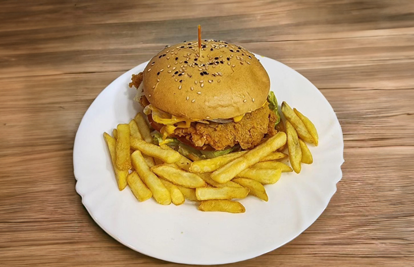 Paga $12: Pizzas y Pastas