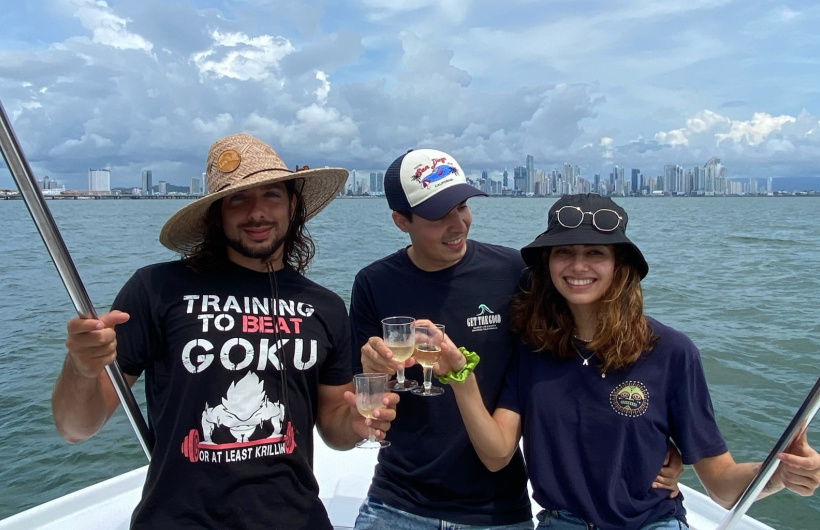 Paga $25: Aventura con Champaña y Bebidas Variadas