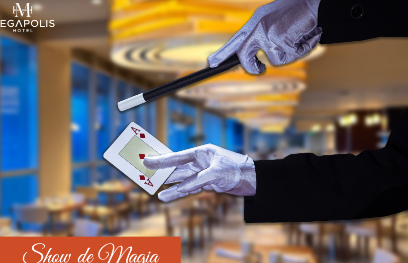 Paga $44.14: Cena Buffet de Thanksgiving