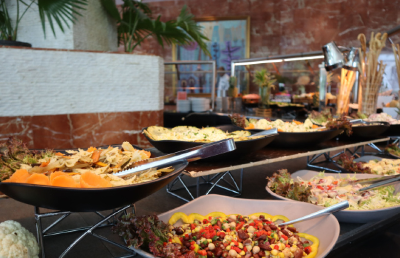 Paga $17: Almuerzo Buffet Italiano