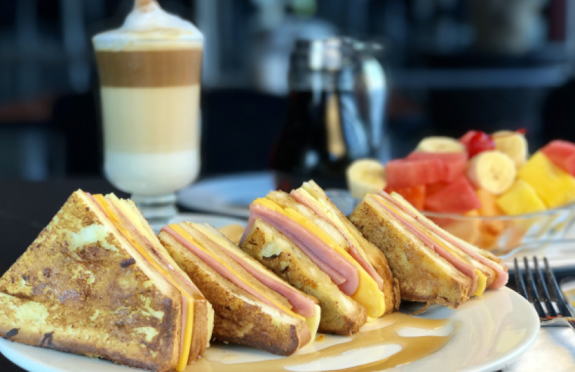 Desde $4.30: Churros y Desayuno Todo el Día