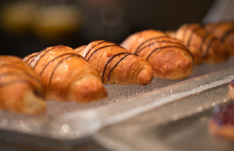Paga $22.47: Desayuno Buffet