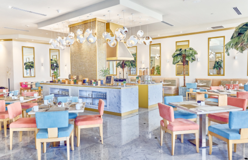Paga $22.47: Desayuno Buffet
