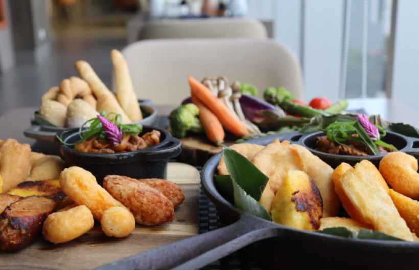 Paga $28: Buffet Viva Panamá