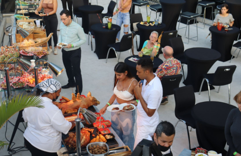 Paga $69: Sunset Fest al Aire Libre