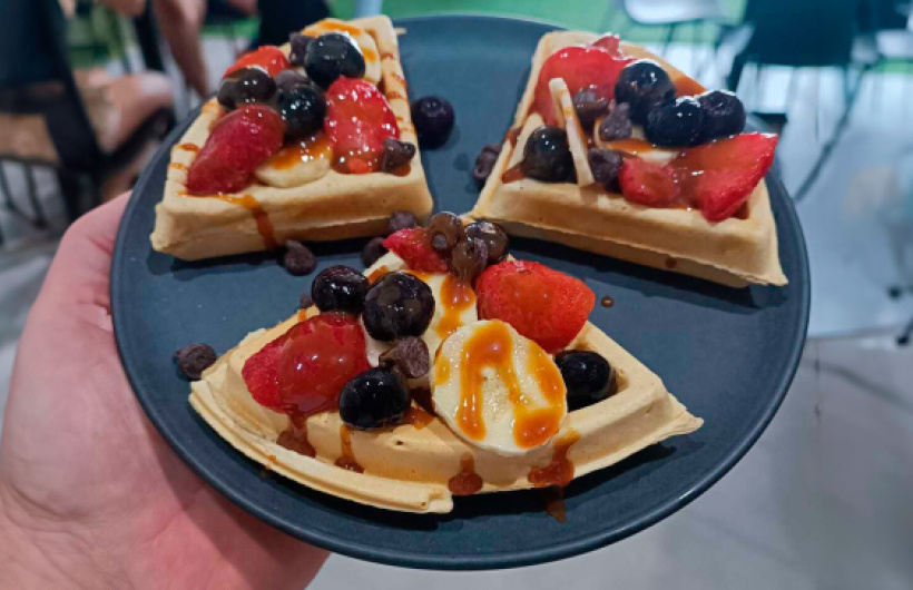 Paga $10: Café de Especialidad y Snacks Saludables