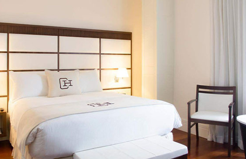 Desde $155: Hospedaje en Hotel Histórico