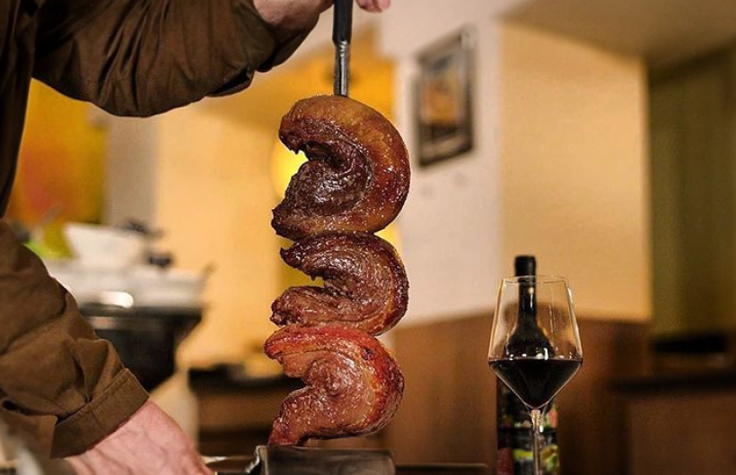 Paga $20: Rodizio Brasileño