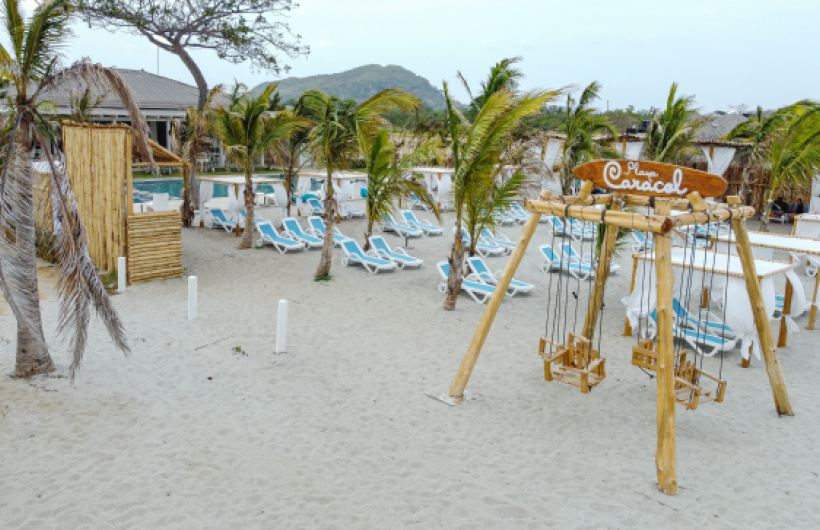 Paga $30: Pasadía en Playa Caracol