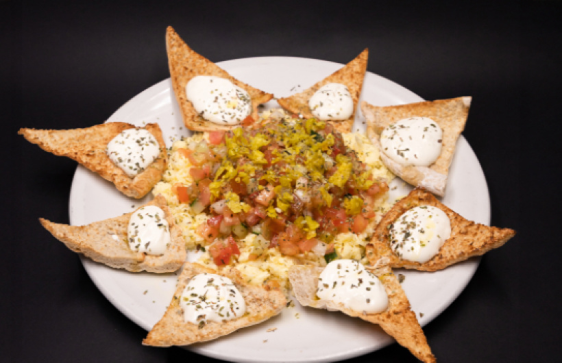 Paga $12.50: Pizza y Ensalada