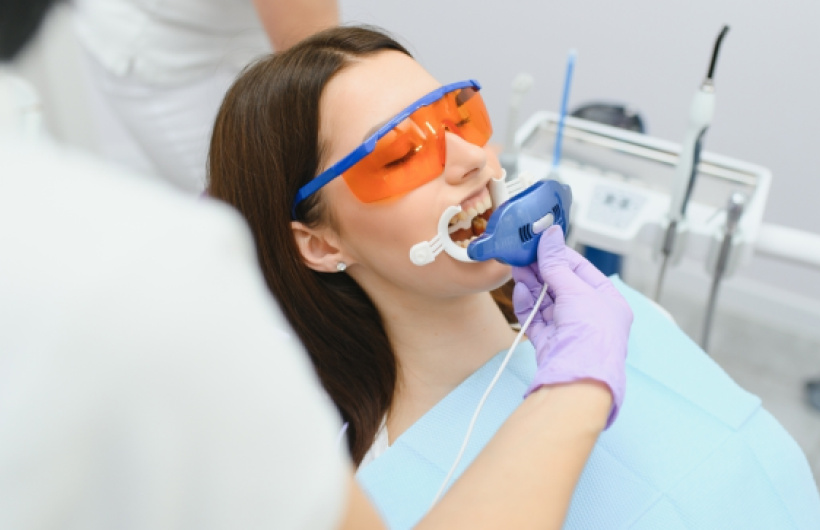Desde $17.50: Servicios Dentales