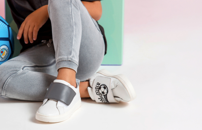 Paga $38.49: Zapatillas para Niños