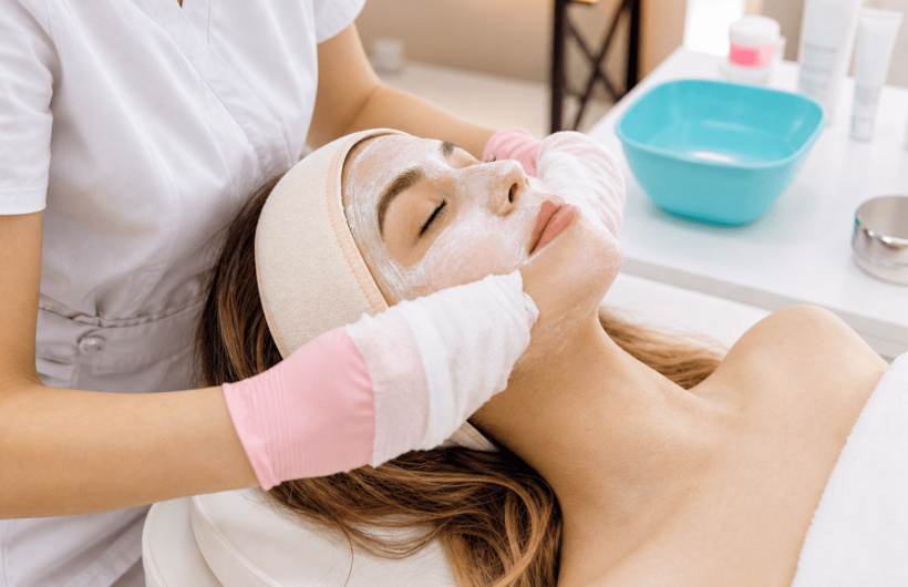 Desde $19.99: Facial Hidratante o Profundo