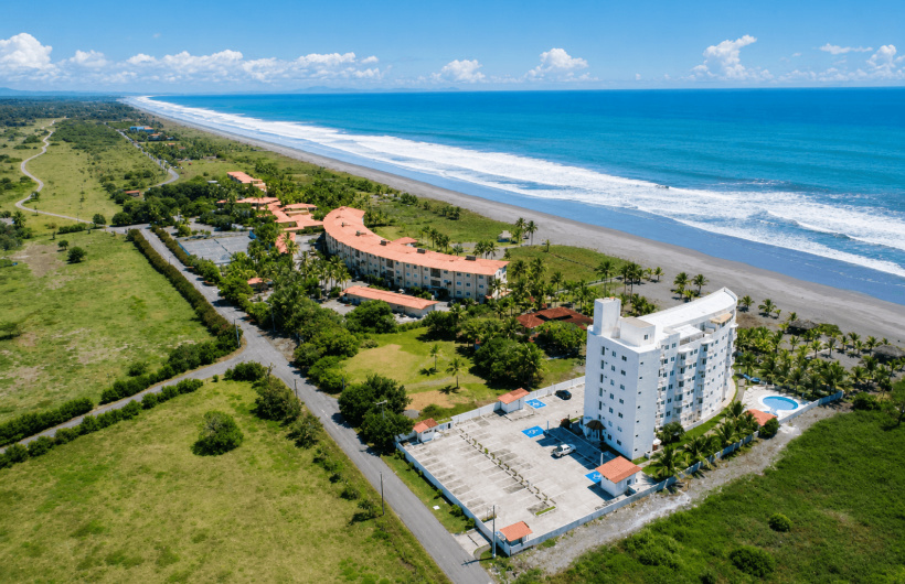 Desde $65: Estadía en Playa La Barqueta