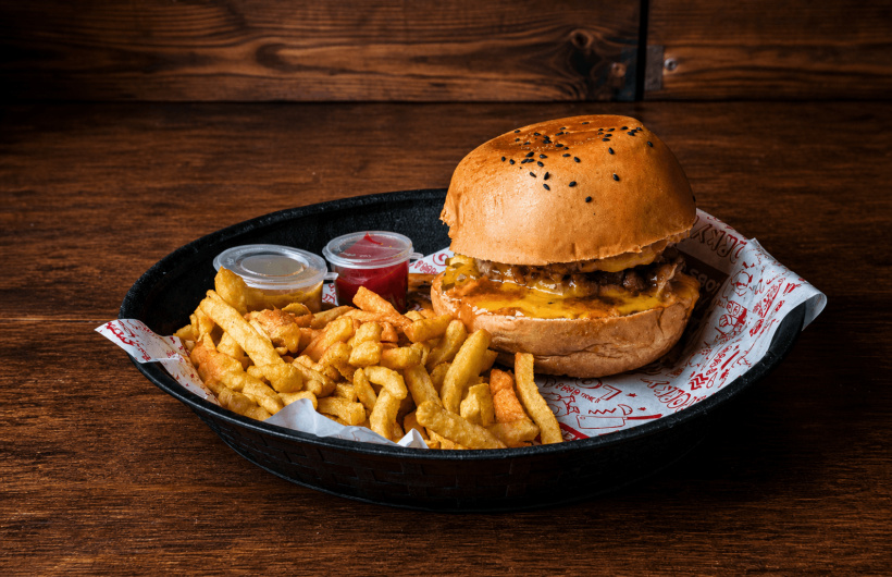 Desde $12: Hamburguesas y Más