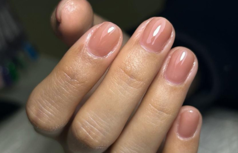 Paga $15: Manicura con Rubber Gel
