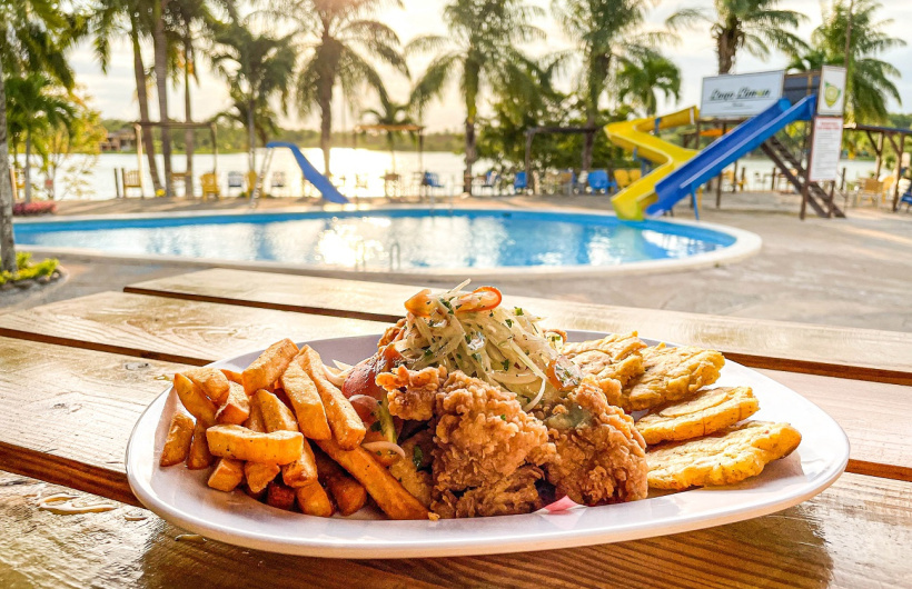 Paga $78: Estadía en Resort en Santiago