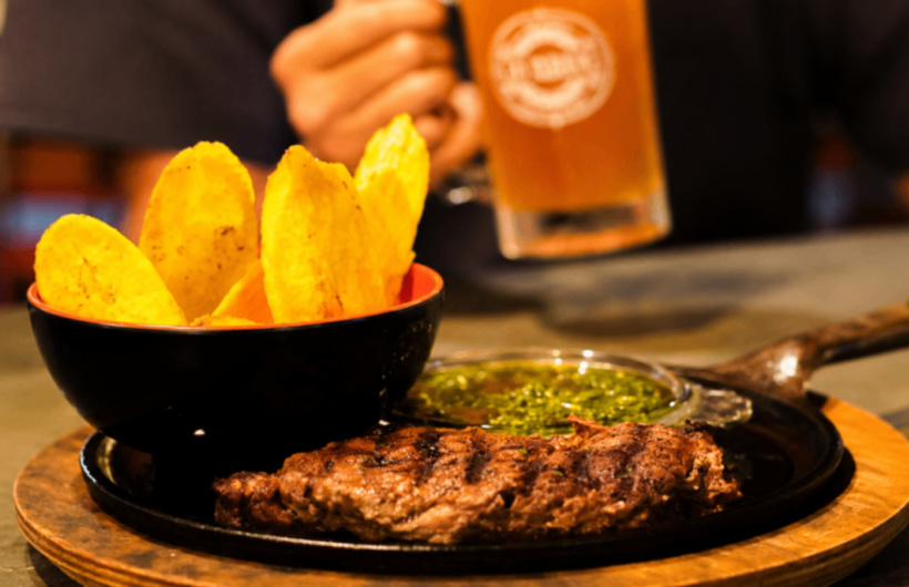 Desde $24.50: Burgers a elegir de cualquiera del menú