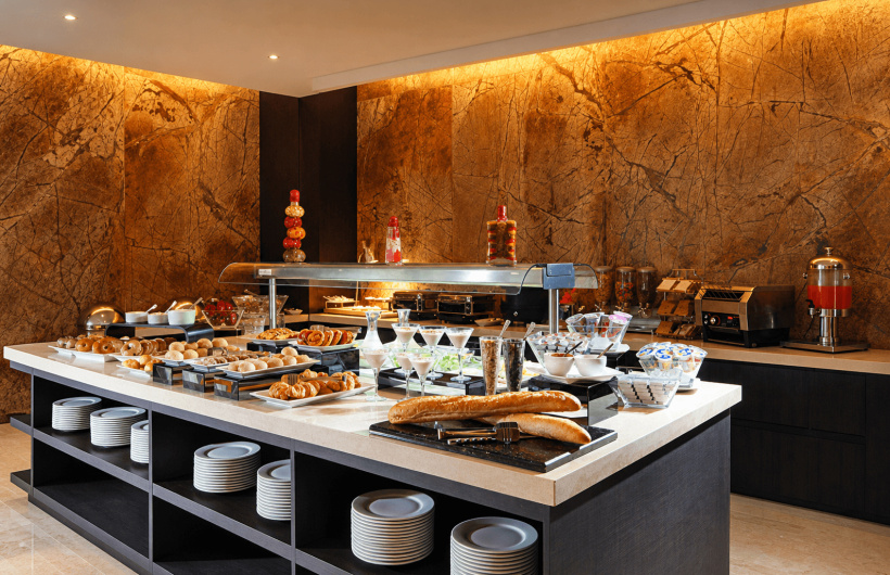 Paga $95: Estadía con Desayuno