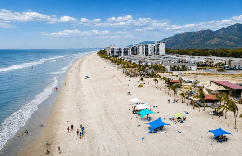 Paga $30: Pasadía en Playa Caracol