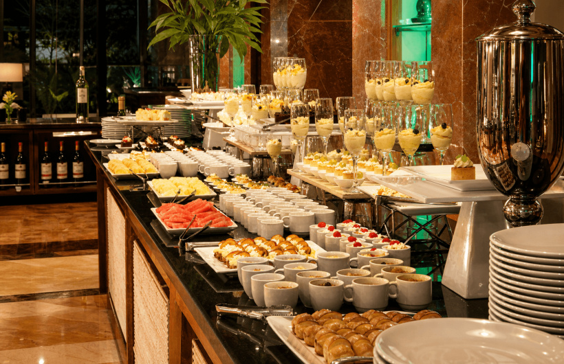 Desde $26: Cena Buffet Bailable