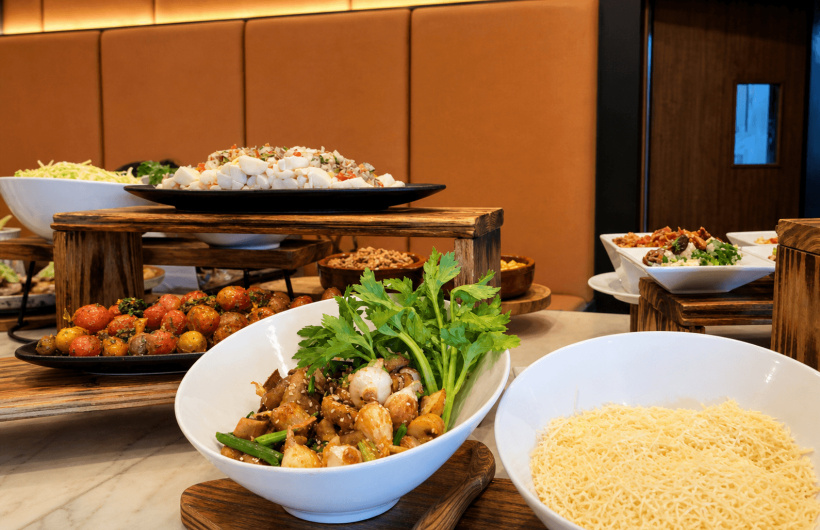 Paga $11: Soup & Salad Buffet