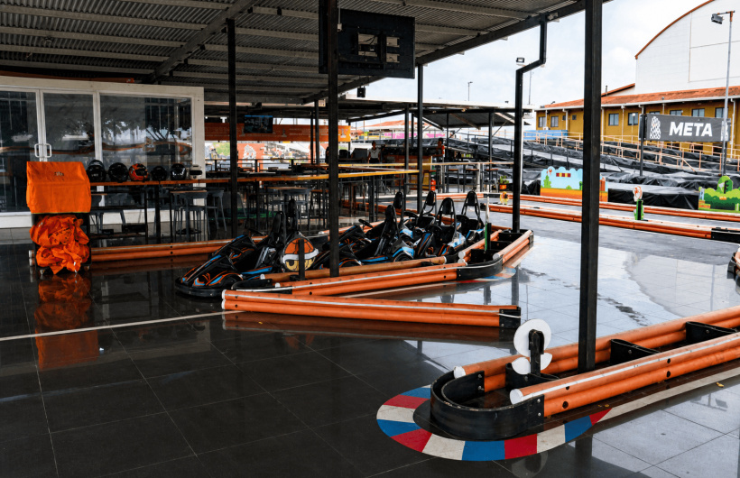 Paga $12: Pista de Mini Karts