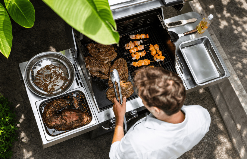 Desde $27: Grill Buffet