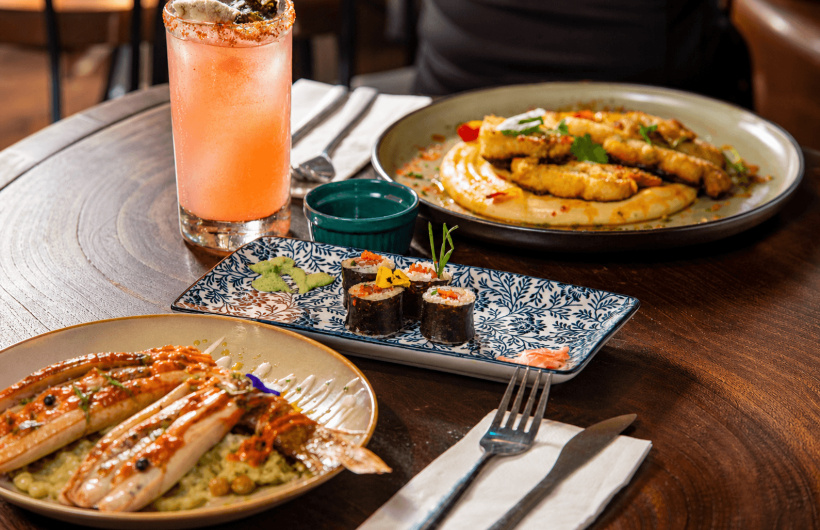 Paga $38: Cena para 2 Personas