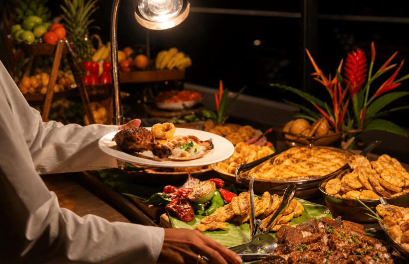Paga $31.45:  Buffet Afrocaribeño