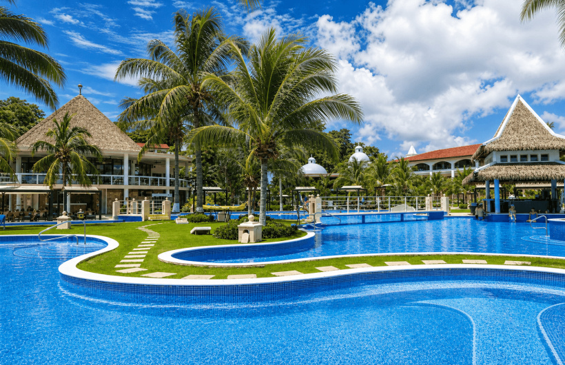 Paga $224: Estadía en Playa Bonita