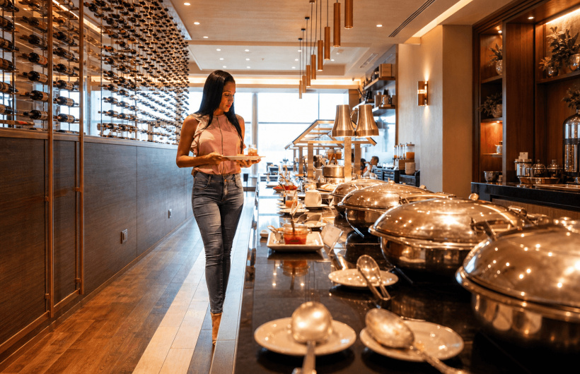 Paga $16.43: Almuerzo Buffet